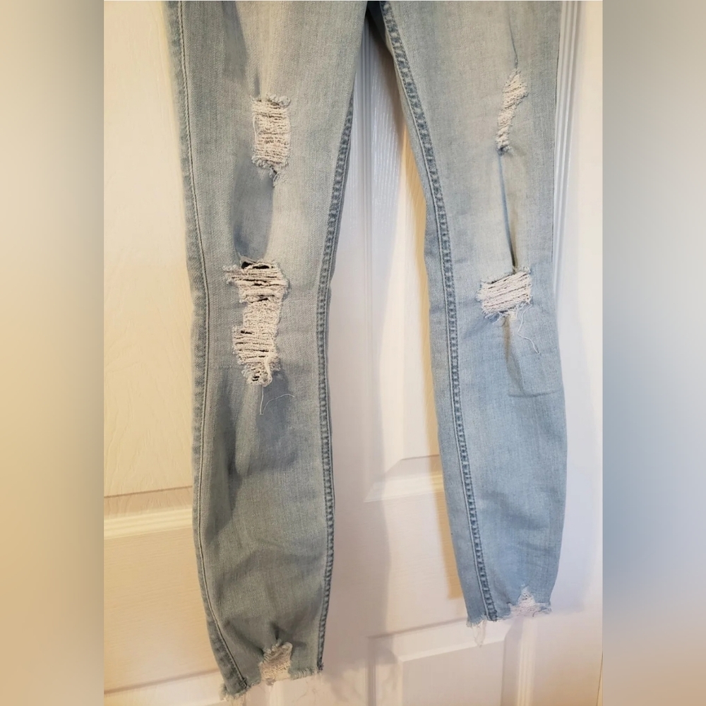 ❤️ HOLLISTER  JUNIORS DISTRESSED HIGH-RISE CROP SUPER SKINNY JEANS 1R W 25 L 26 - Picture 4 of 11